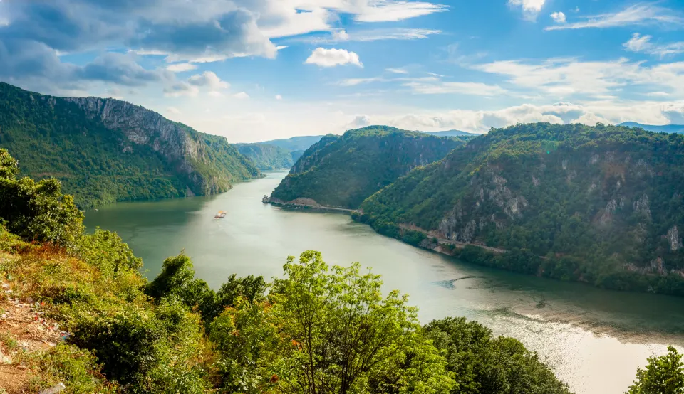 Veliki Kazan — the Danube through the Iron Gates gorge, the finest day trip from Silver Lake