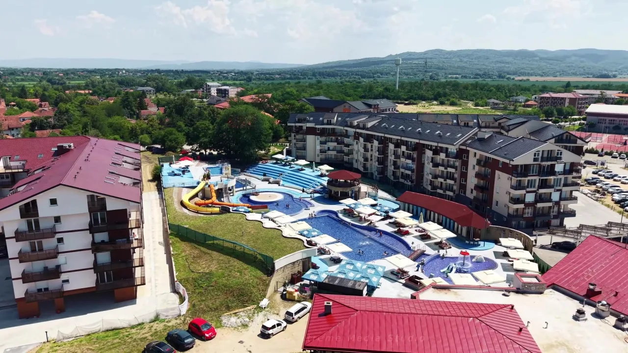 Video prezentacija — Silver Lake Residence i Aqua Park iz vazduha